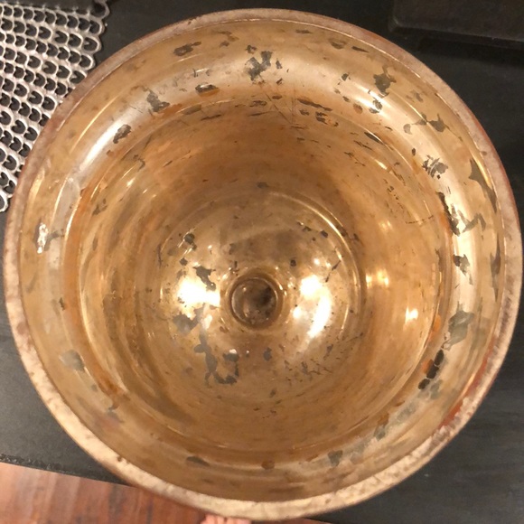 vase - Picture 2 of 3